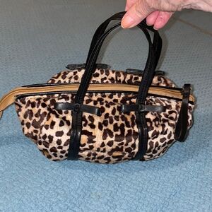 MaryKate&Ashley vintage small bag! EUC! Leopard print! 11” wide 5” high!